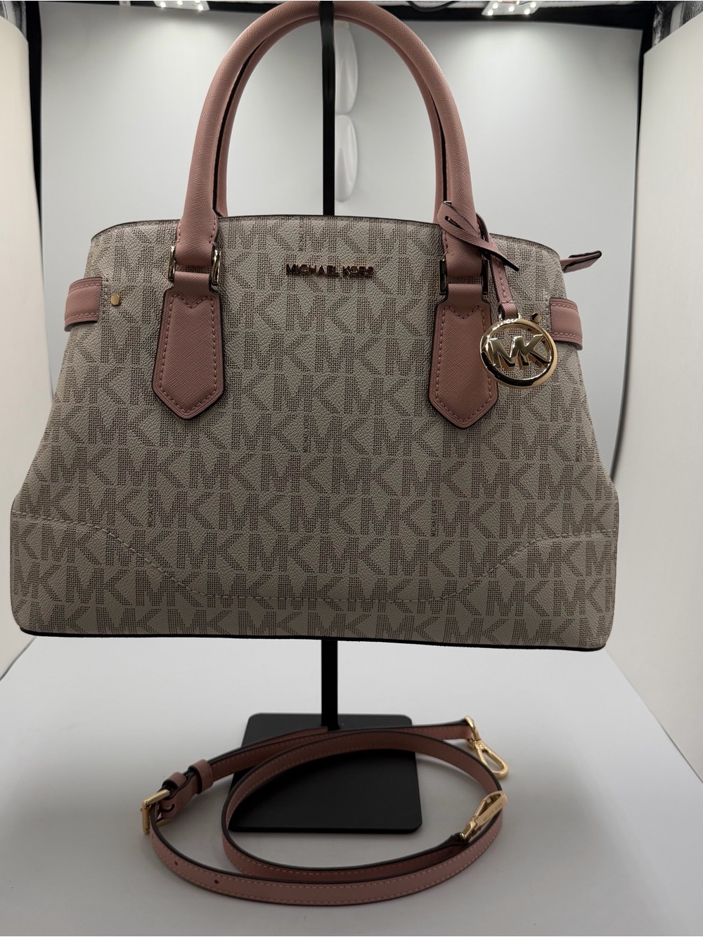 Michael Kors Lynn Large East West Signature Satchel with Dusty Pink Trim NWT